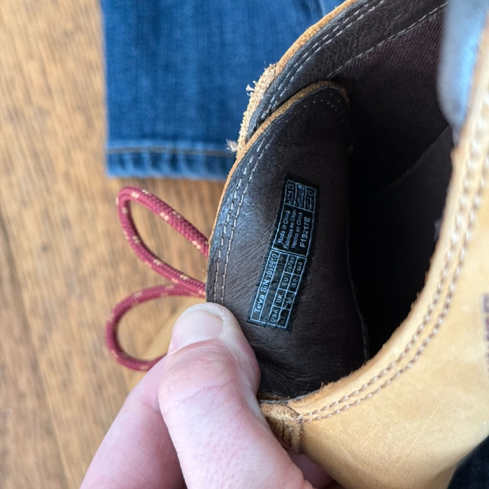 Teva De La Vina Dos Shoes - Size 7 - Picture 7 of 9